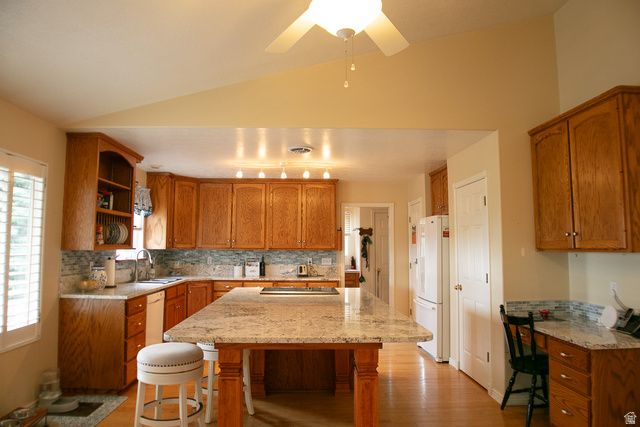 1395 E 5600 S, South Ogden, UT 84403