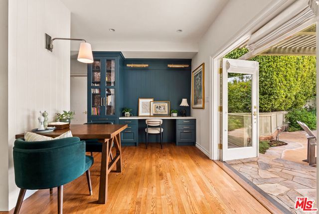 291 Loring Avenue, Los Angeles, CA 90024
