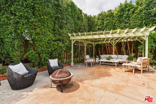 291 Loring Avenue, Los Angeles, CA 90024