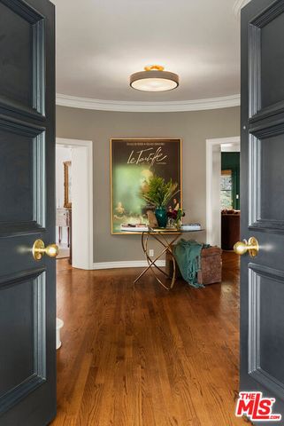 291 Loring Avenue, Los Angeles, CA 90024