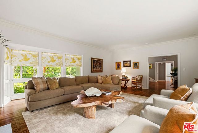291 Loring Avenue, Los Angeles, CA 90024