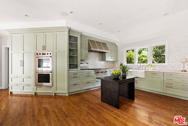 291 Loring Avenue, Los Angeles, CA 90024