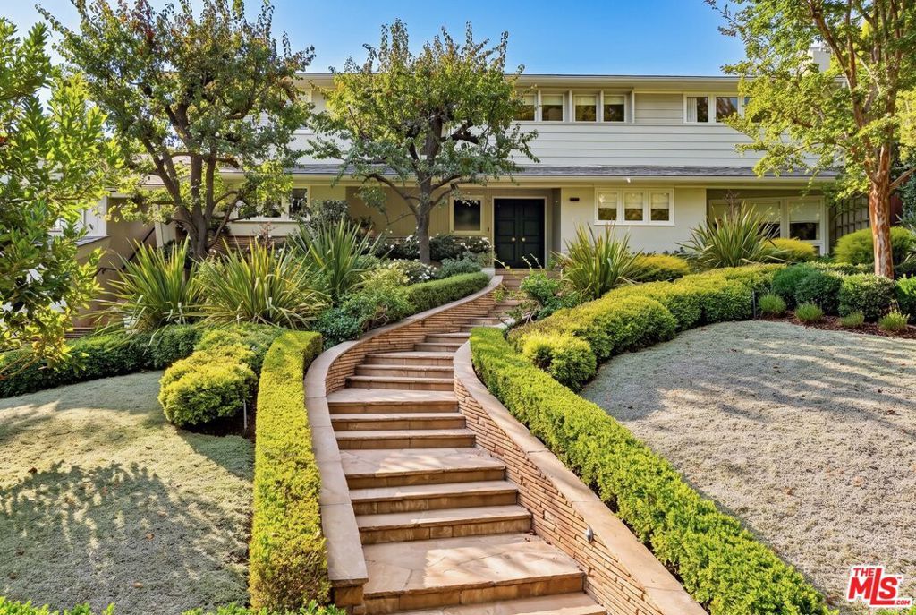 291 Loring Avenue, Los Angeles, CA 90024 — photo 2