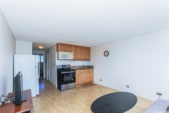 2211 Ala Wai Boulevard 1806, Honolulu, HI 96815