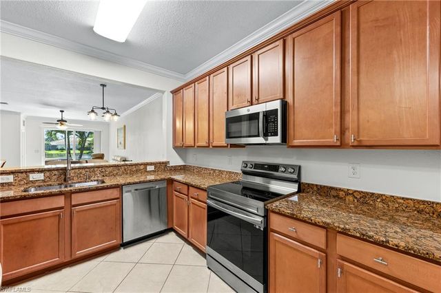 14716 Cranberry CT, Naples, FL 34114