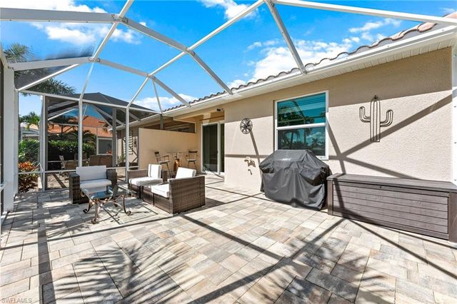 14716 Cranberry CT, Naples, FL 34114