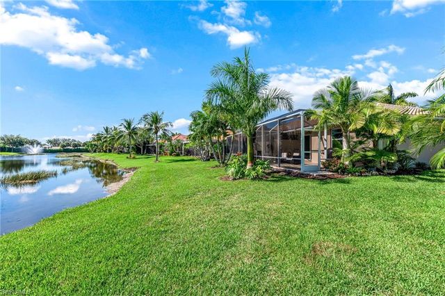 14716 Cranberry CT, Naples, FL 34114