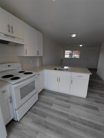 5435 W 24th Ave 78, Hialeah, FL 33016