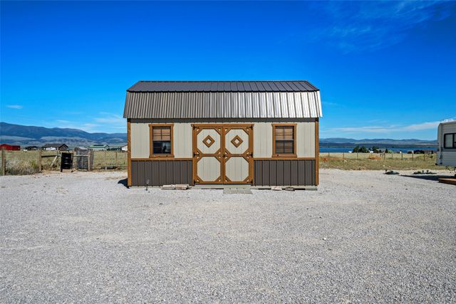 15 Berry Lane, Townsend, MT 59644