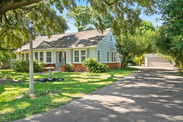 1514 Laurel Street, La Marque, TX 77568