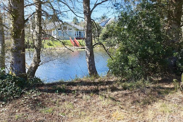 779 Albion Avenue SE, Ocean Shores, WA 98569