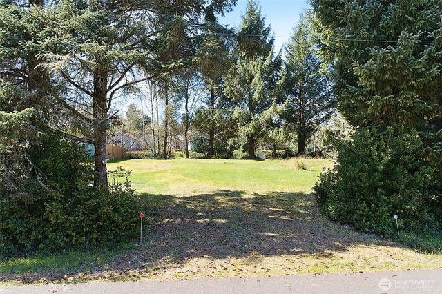 779 Albion Avenue SE, Ocean Shores, WA 98569