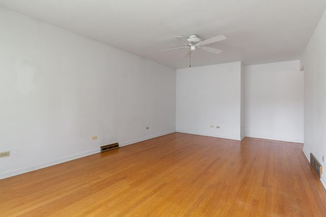 2618 41st Street, Highland, IN 46322