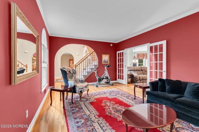 4 Quaker Hill Road, Jackson, NJ 08527