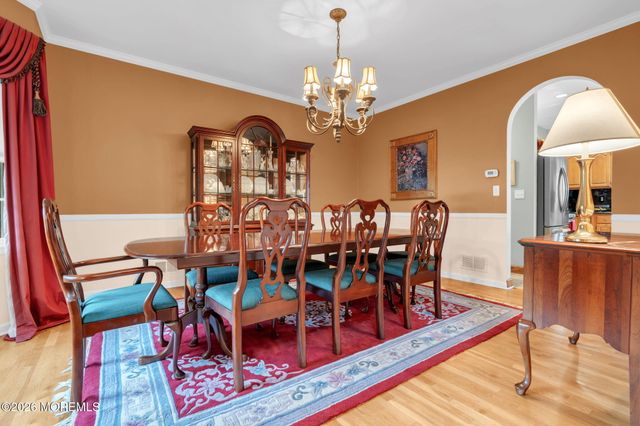 4 Quaker Hill Road, Jackson, NJ 08527