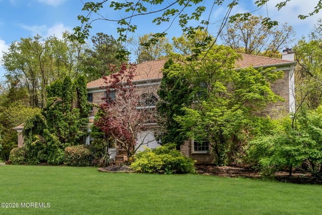4 Quaker Hill Road, Jackson, NJ 08527