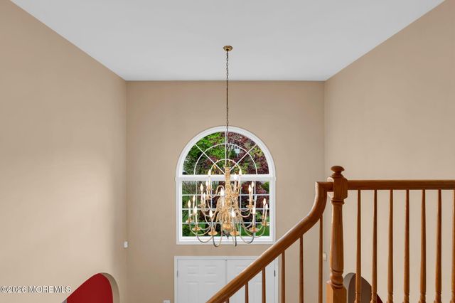 4 Quaker Hill Road, Jackson, NJ 08527