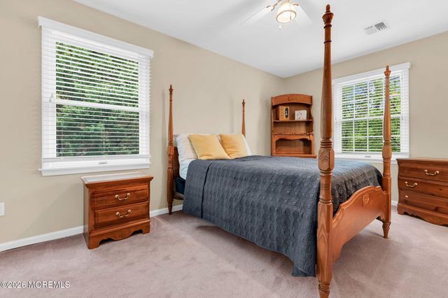 4 Quaker Hill Road, Jackson, NJ 08527