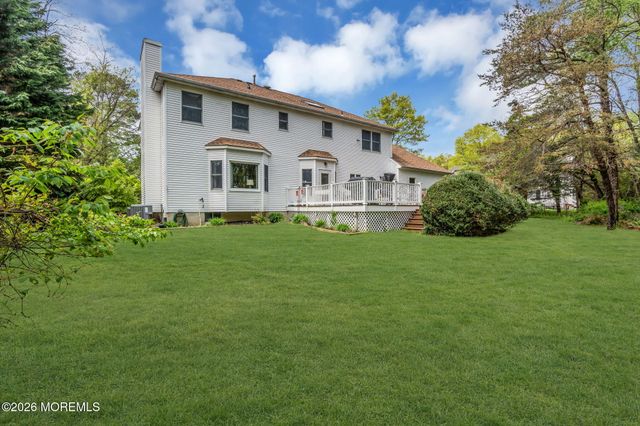 4 Quaker Hill Road, Jackson, NJ 08527