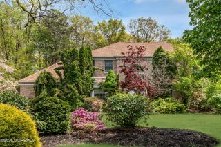 4 Quaker Hill Road, Jackson, NJ 08527