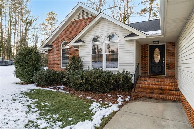 1805 Lynwood Drive, Greensboro, NC 27406