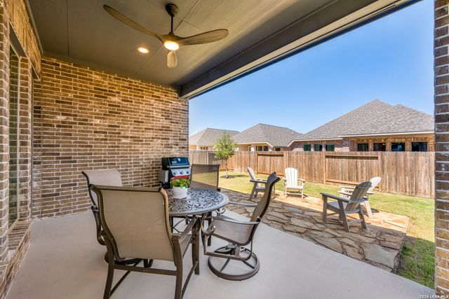 1720 Field Brook, Seguin, TX 78155