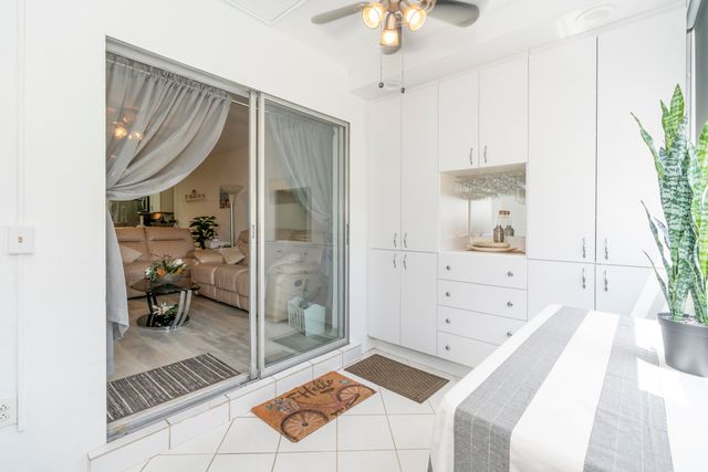 2600 NE 1st Lane 104, Boynton Beach, FL 33435