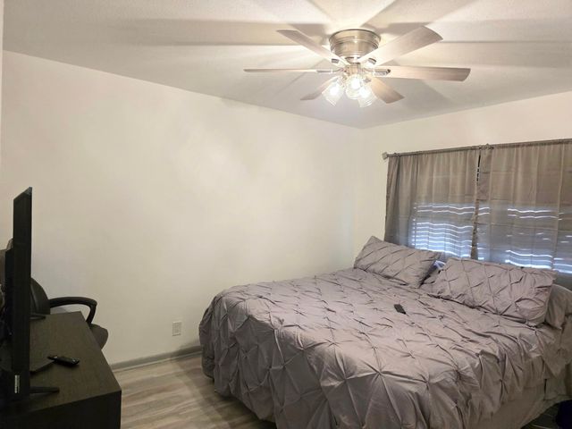 2600 NE 1st Lane 104, Boynton Beach, FL 33435