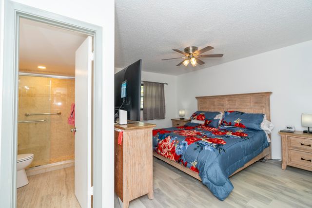 2600 NE 1st Lane 104, Boynton Beach, FL 33435