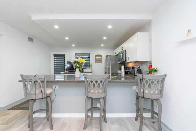 2600 NE 1st Lane 104, Boynton Beach, FL 33435