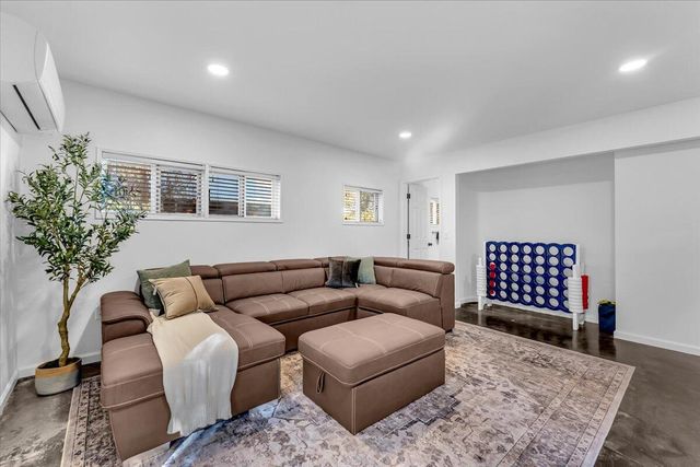 15745 Montgomery Ranch Road, Redding, CA 96001