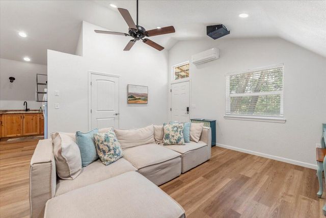 15745 Montgomery Ranch Road, Redding, CA 96001