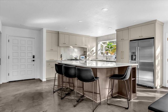 15745 Montgomery Ranch Road, Redding, CA 96001