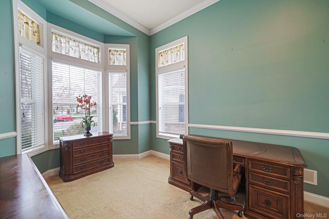 11 Ovation Place, Eastport, NY 11941