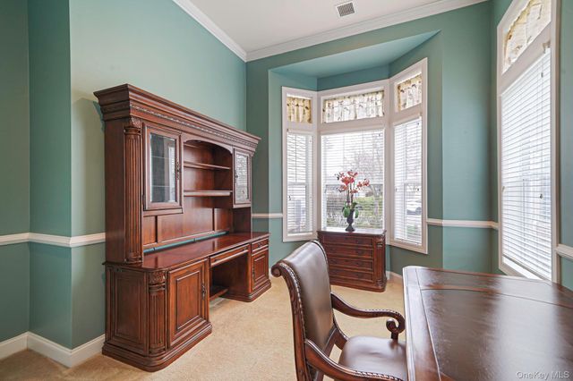 11 Ovation Place, Eastport, NY 11941