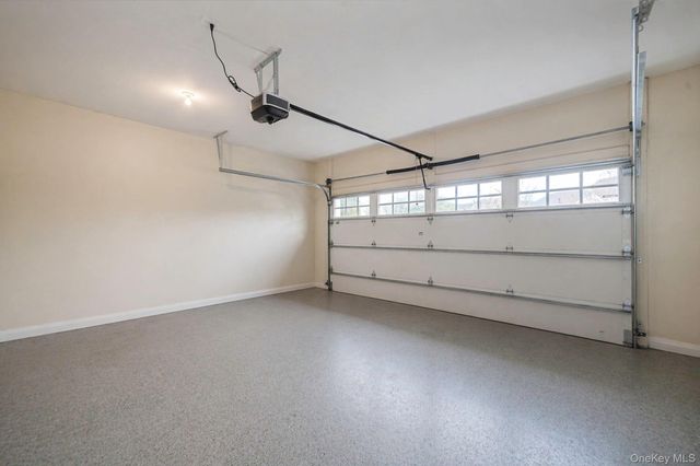 11 Ovation Place, Eastport, NY 11941