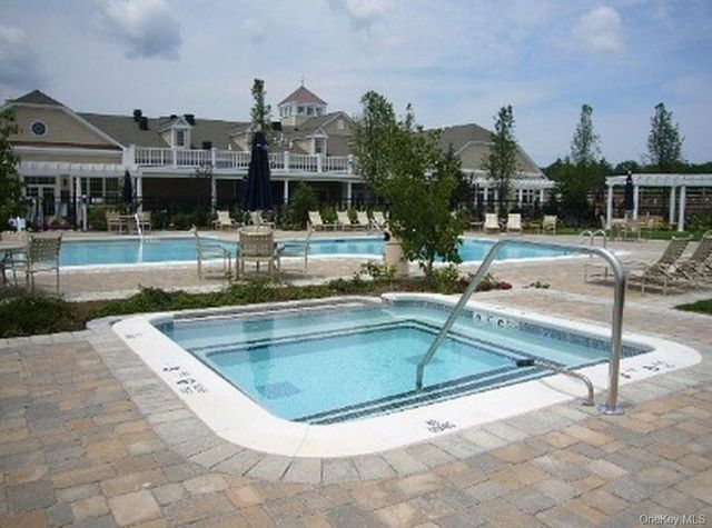 11 Ovation Place, Eastport, NY 11941