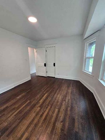 4314 Wayne Avenue, Kansas City, MO 64110