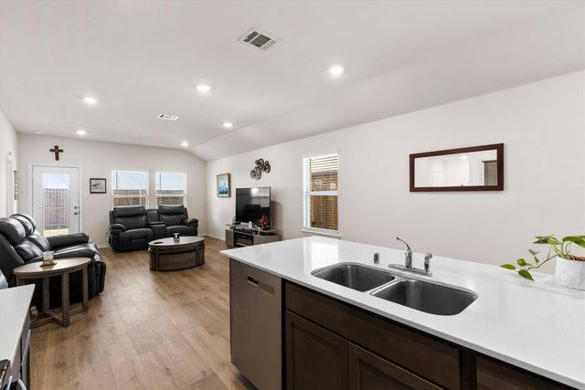 1904 Bailer Way, Royse City, TX 75189