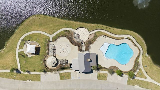 1904 Bailer Way, Royse City, TX 75189