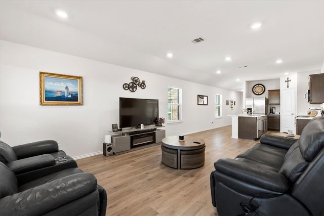 1904 Bailer Way, Royse City, TX 75189