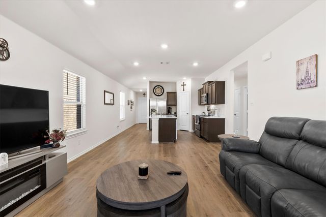 1904 Bailer Way, Royse City, TX 75189