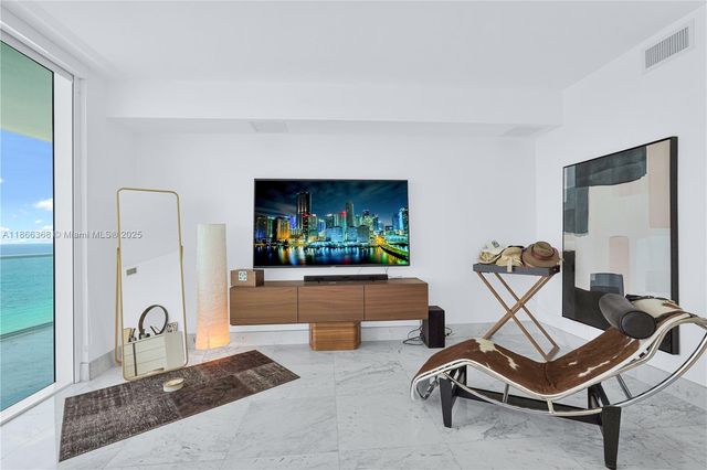 3951 S Ocean Dr 1901, Hollywood, FL 33019