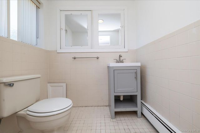 21 Soloff Boulevard, Inwood, NY 11096