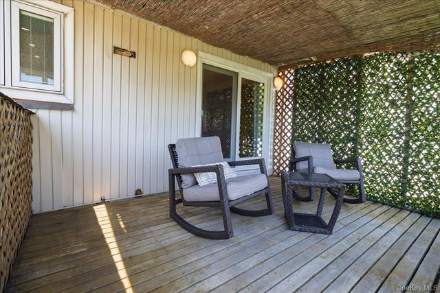 21 Soloff Boulevard, Inwood, NY 11096