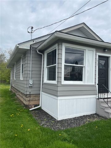 16737 Kenmore Road, Kendall, NY 14476