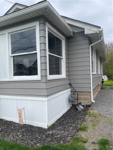 16737 Kenmore Road, Kendall, NY 14476