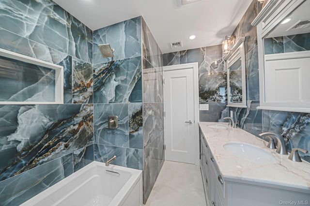 827 Aberdeen Road, Bay Shore, NY 11706