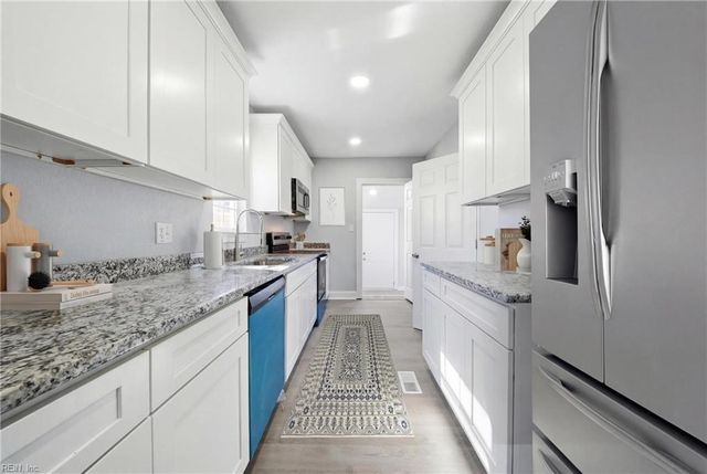 2300 Courtney AVE, Norfolk, VA 23504