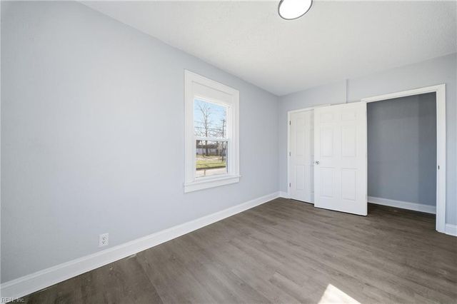 2300 Courtney AVE, Norfolk, VA 23504